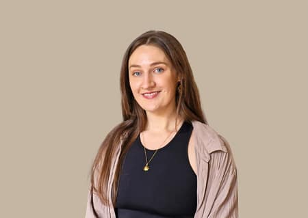 Yoga Kursleistung Janna Hajji